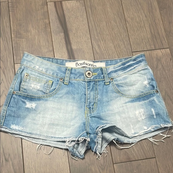 Pants - Basthiana Women's Blue Denim Shorts